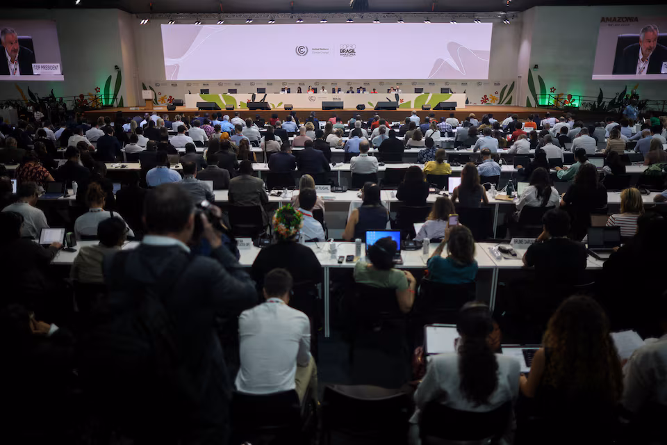 Negotiators attend a plenary session during the UN Climate Change Conference (COP30), in Belem, Brazil, November 21, 2025. REUTERS/Adriano Machado