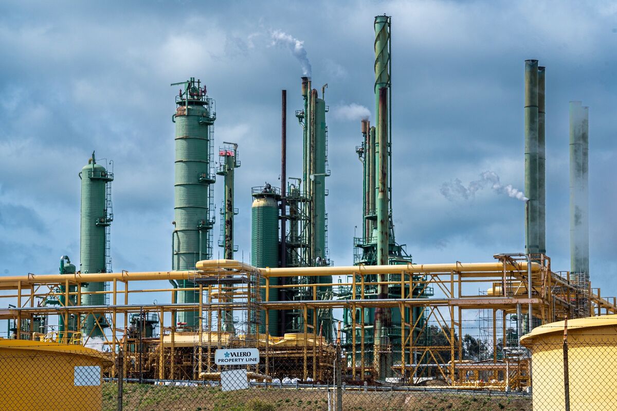 Valero refinery layoffs